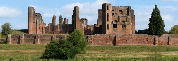Kenilworth Castle (JPEG 2025) 65370×22429