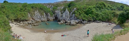 Gulpiyuri inland beach, Asturias (JPEG 2014)
